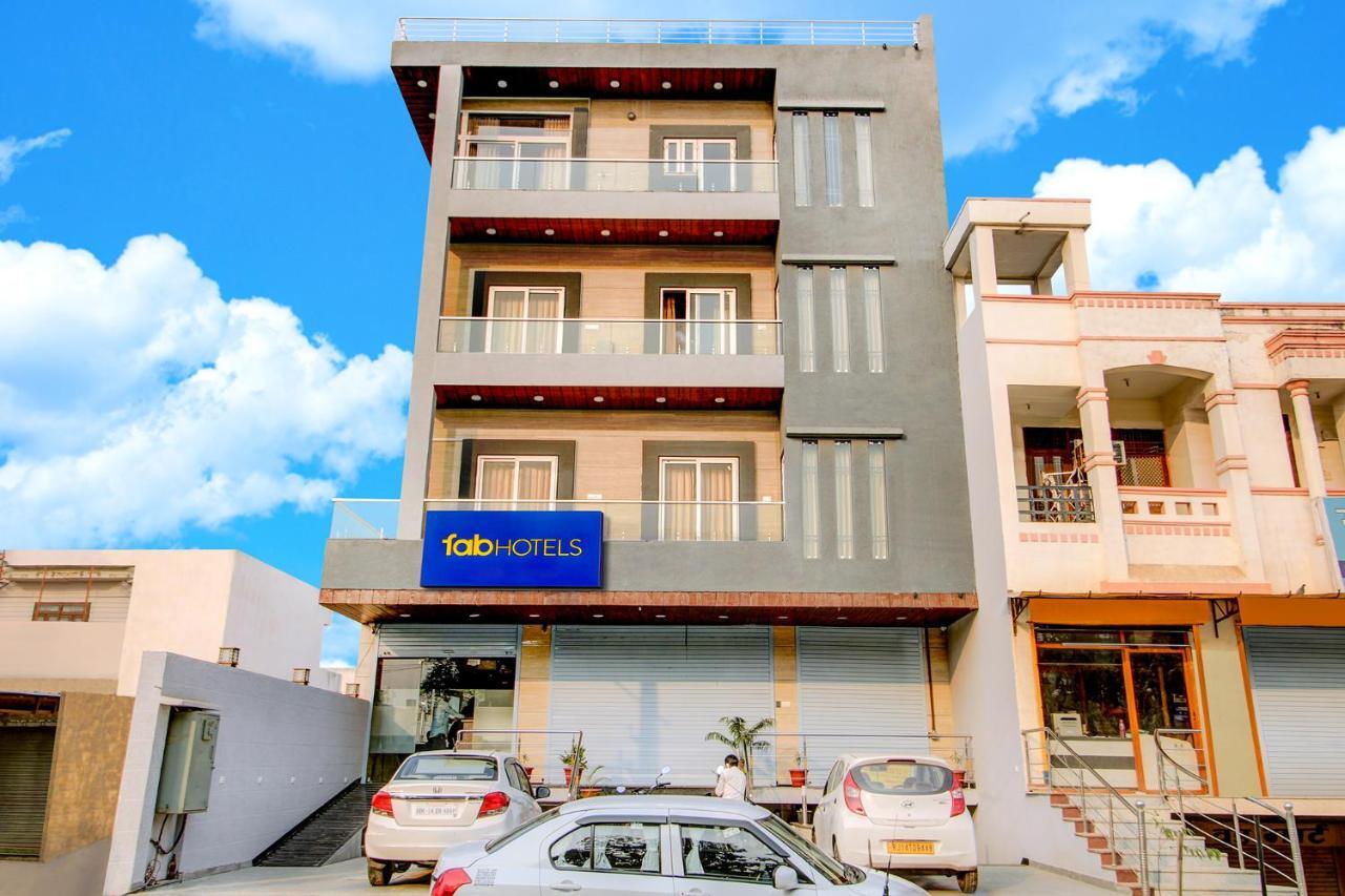 Fabhotel 7Th Crossing Malviya Nagar Dzsaipur Kültér fotó